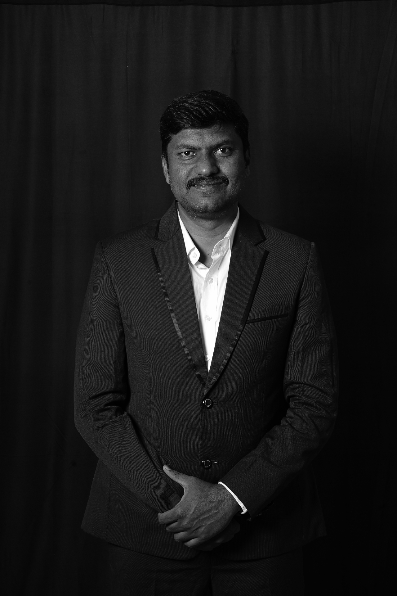 The facilitator of the 3-day clarity cohort